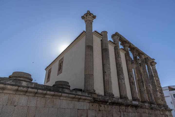 Badajoz - Mérida 035 - Templo de Diana.jpg